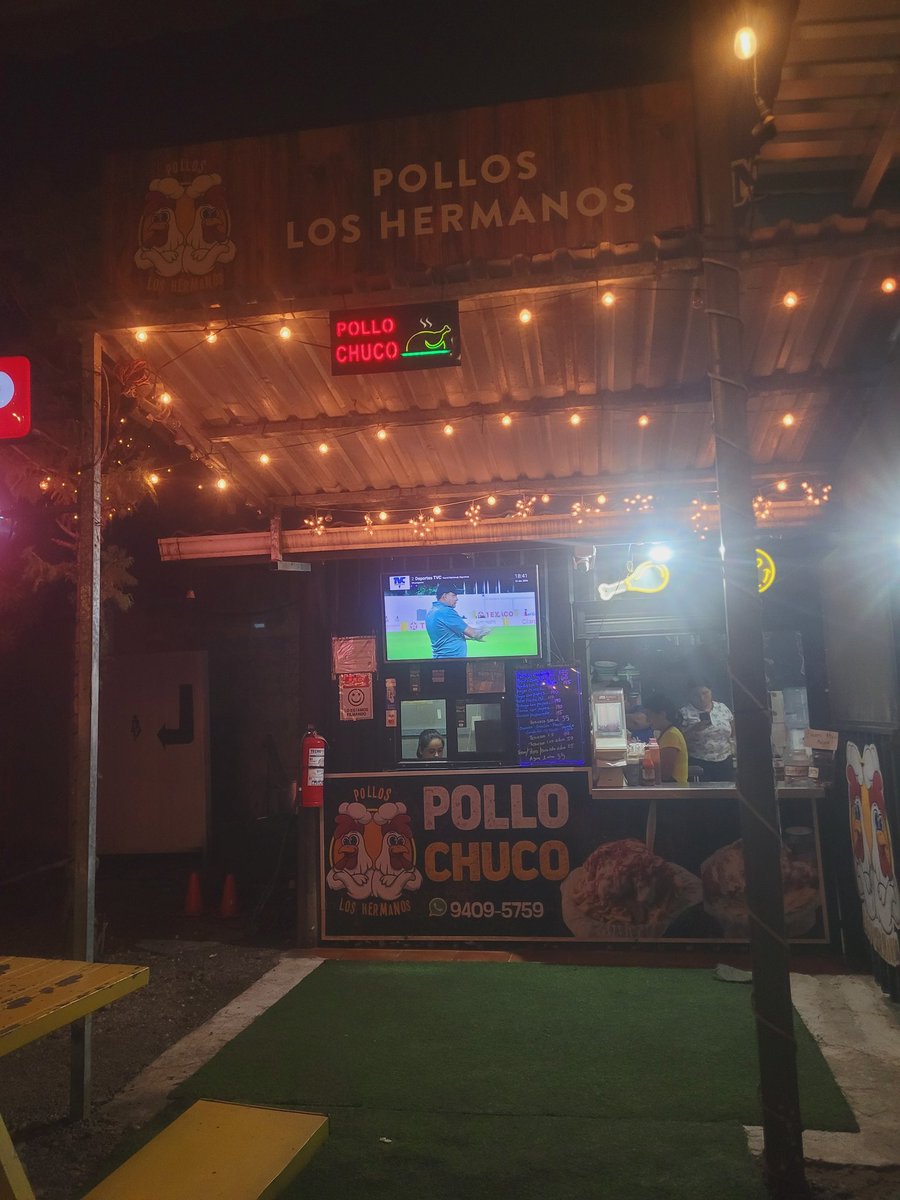 𝐸𝑙 𝑙𝑎𝑑𝑜 𝑜𝑠𝑐𝑢𝑟𝑜 𝑑𝑒 𝑙𝑎 𝑙𝑢𝑛𝑎 ☾︎ tweet media