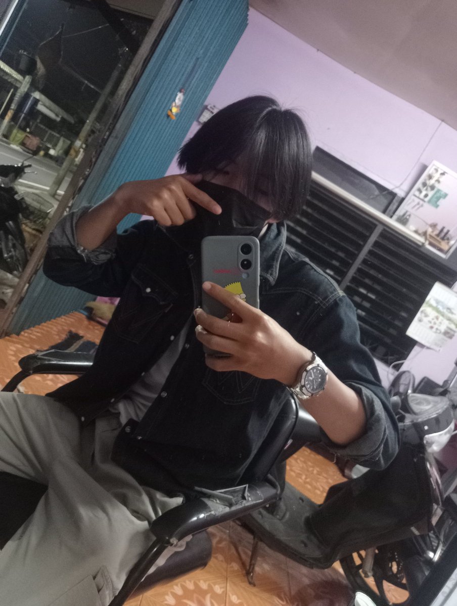 สุรวัท tweet media