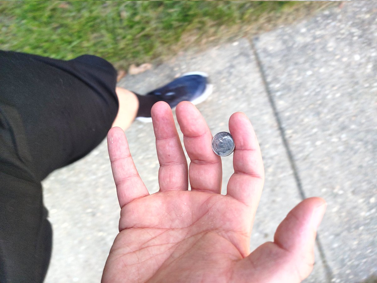 liebherk's tweet image. Found a dime on my run #winning #investing