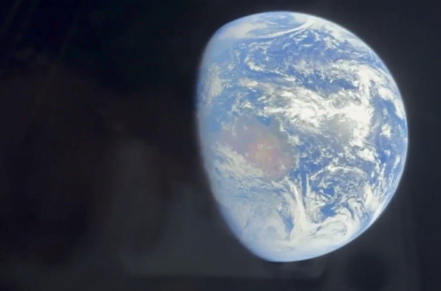 Jasmine 🌌🔭 tweet media