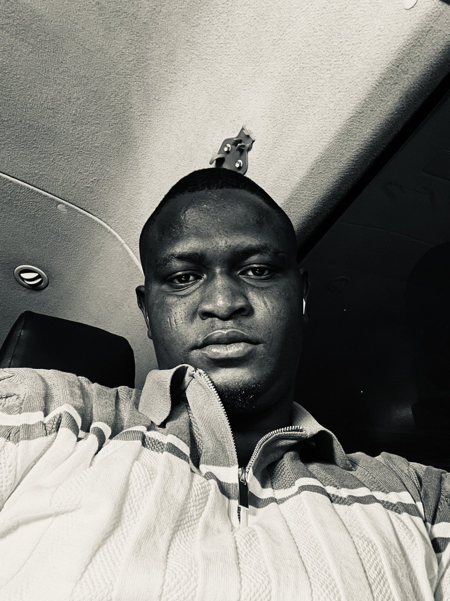 AlawokiKudus's tweet photo. I might be wrong, but sex twice a week in a marriage feels low—and it shouldn’t just be about numbers. Both partners should be intentional, even with life’s pressures. Attraction, expression, and mutual pleasure matter. Sex, to me, is like nourishment. https://t.co/ssDULYKfTv