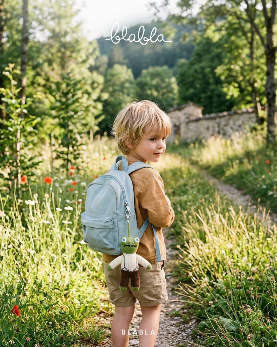 blablakidskorea's tweet image. 우리, 같이 나들이 갈래? 🌿

햇살이 부드러운 날이면
괜히 밖으로 나가고 싶어져

작은 가방에
블라블라를 쏙 달고

오늘은 조금 더 천천히,
조금 더 따뜻하게 걸어볼까 💛

Hello again, my first friends

#블라블라 #blabla #블라블라키즈 #blablakids #봄봄봄 #나들이