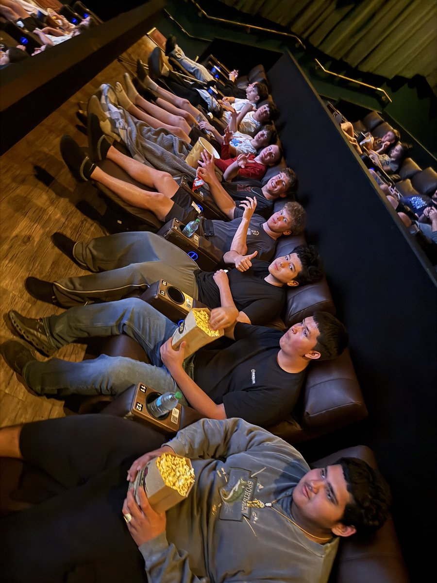 HB_WildcatFB's tweet image. Competition Champion Dinner &amp;amp; a Movie 🍿🏆

Great time with the guys—lots of food, plenty of laughs, and a well-earned night together. Proud of this group!

Congrats again Cat Pack!
#pdf #gowildcats #builtdifferent