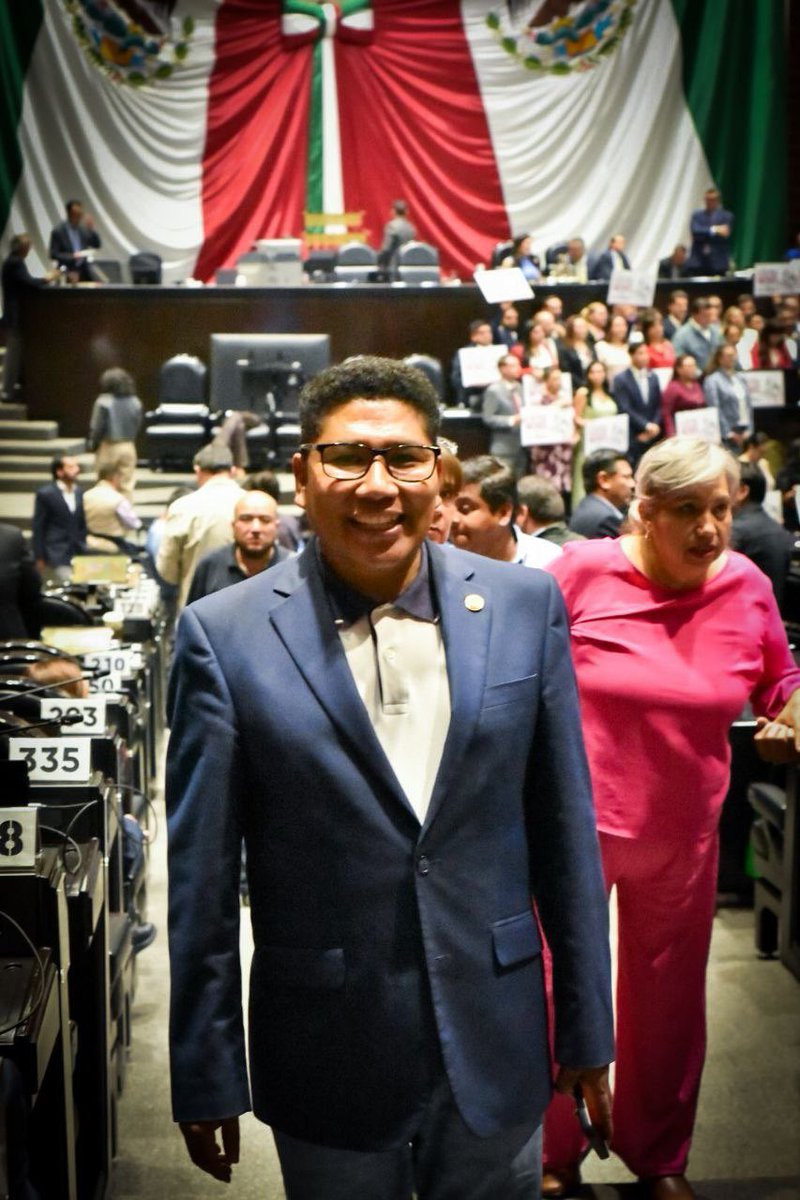 gildardoperezg's tweet photo. Aprobamos modificaciones a la Ley Federal del Trabajo. #40horas para las y los trabajadores de de México. #Tultitlan
En la @BancadaNaranjaD seguiremos dando la lucha por la #Justicialaboral 
Seguiremos luchando por #DosDiasDeDescansoYa 
#UnNuevoTultitlan
#JusticiaLaboral
#TrabajadoresTultitlan
