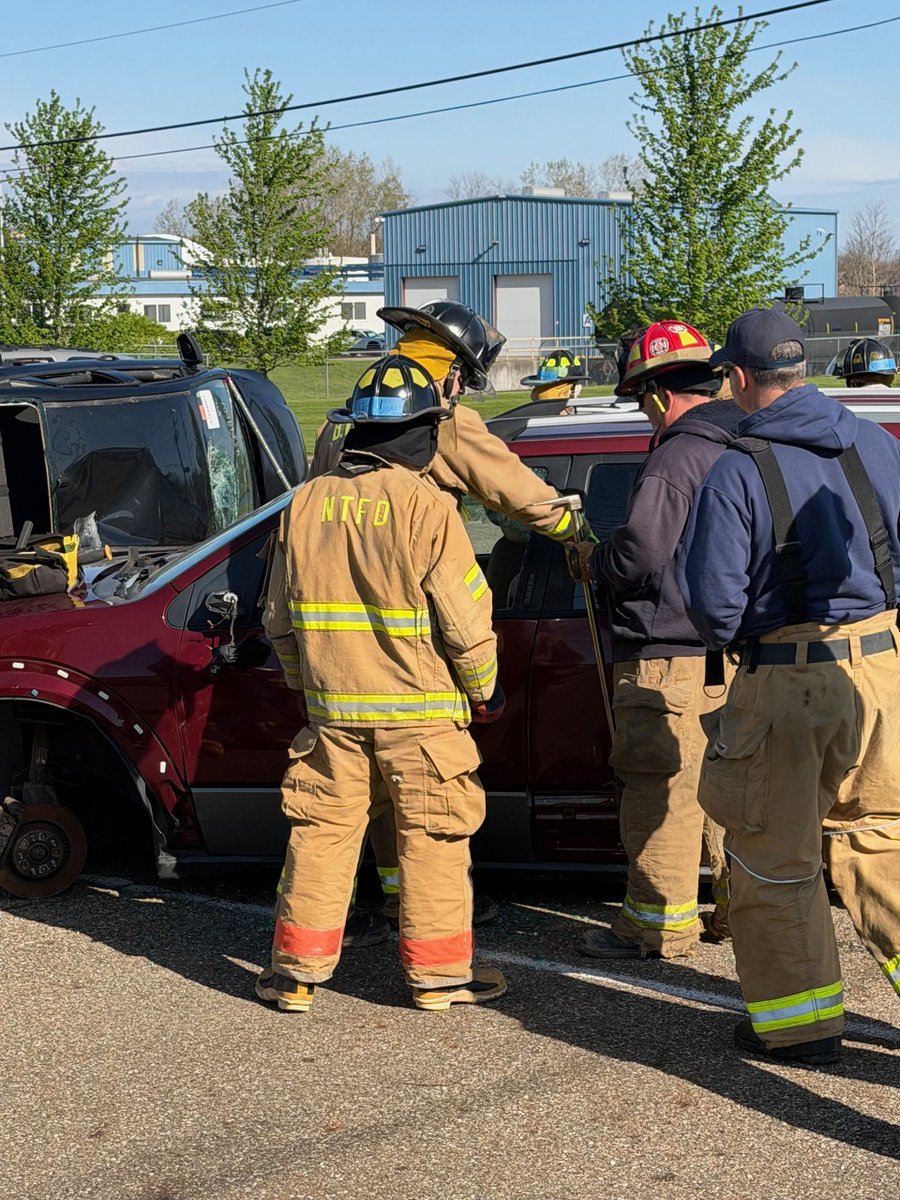 Pull-A-Part of Canton is always proud to partner with our local heroes from the Canton Fire Department for training. We appreciate everything you do to keep our community safe and protected and are honored to be a part of it.