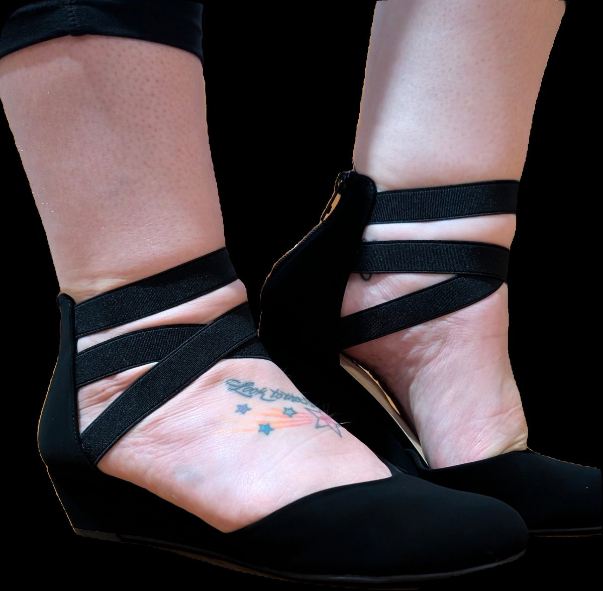 julesss06's tweet image. Here's my 4 new pairs!! Do you have a favorite? #shoes