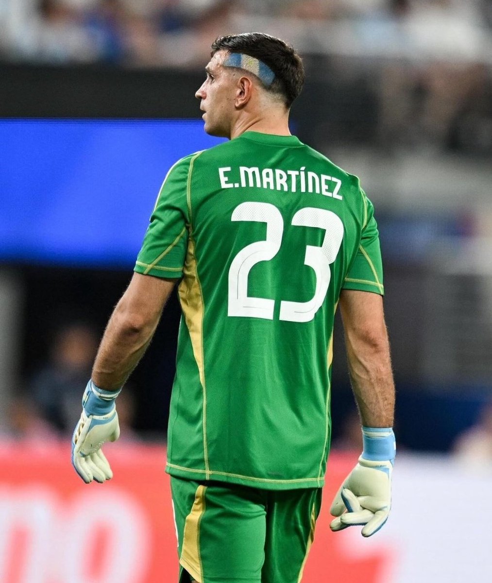 Messiah Yaniss 🇨🇵🇩🇿🇸🇳 tweet media