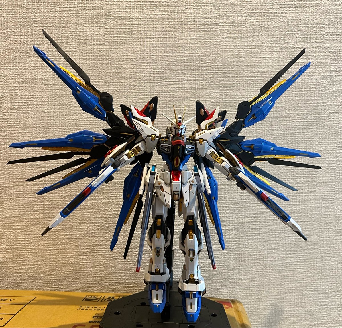 MGEXストライクフリーダム素組み完成 いやーカッコいい 購入してから