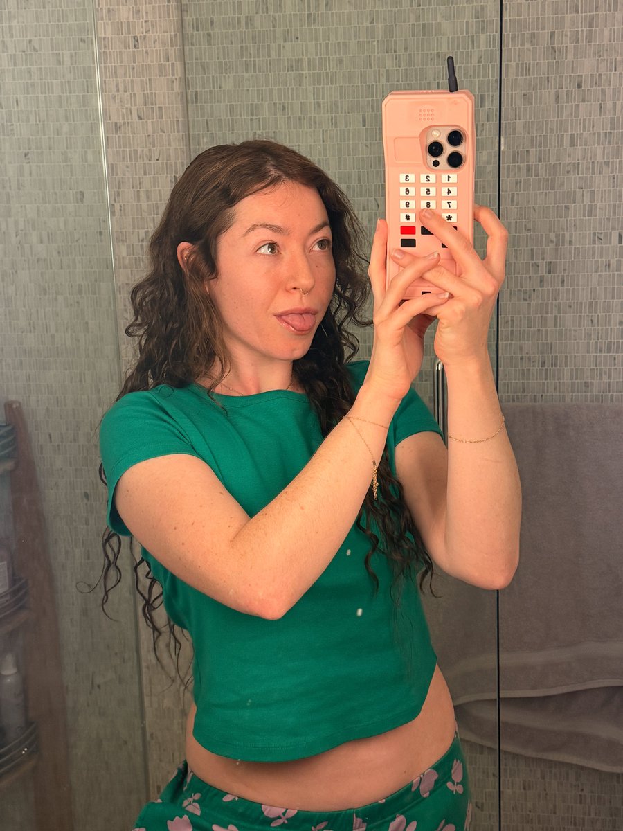 rocket ⋆*✩ tweet media