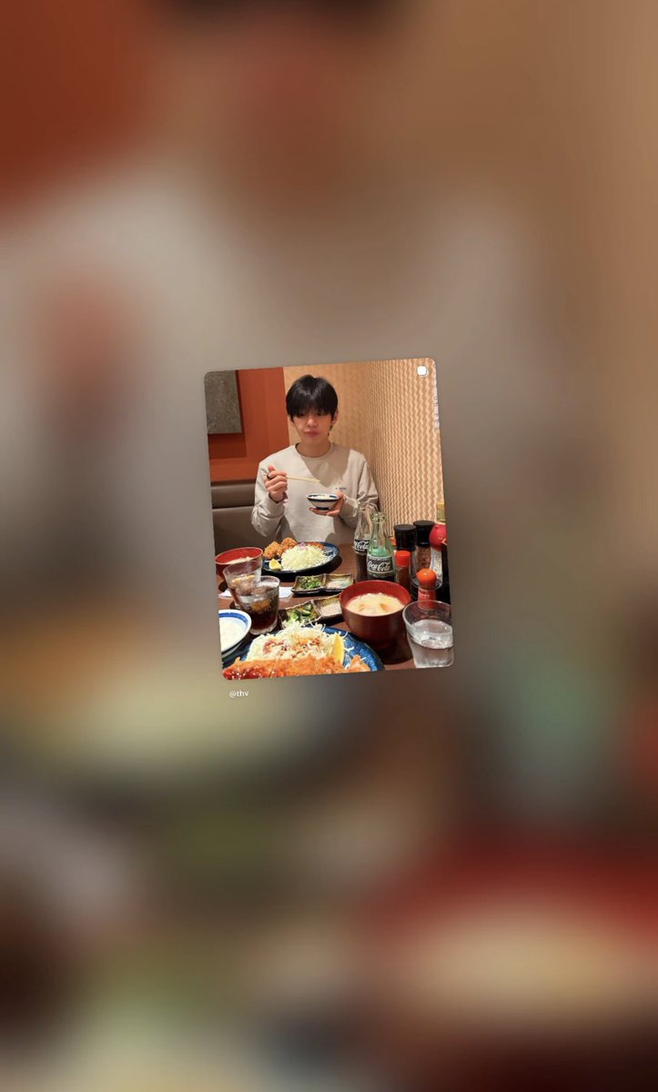 taetaevoting_jp's tweet image. 【テテInstagramストーリー】2026.4.23 #thv 
▶︎ instagram.com/stories/thv/38…
▶︎ instagram.com/stories/thv/38…
▶︎ instagram.com/stories/thv/38…