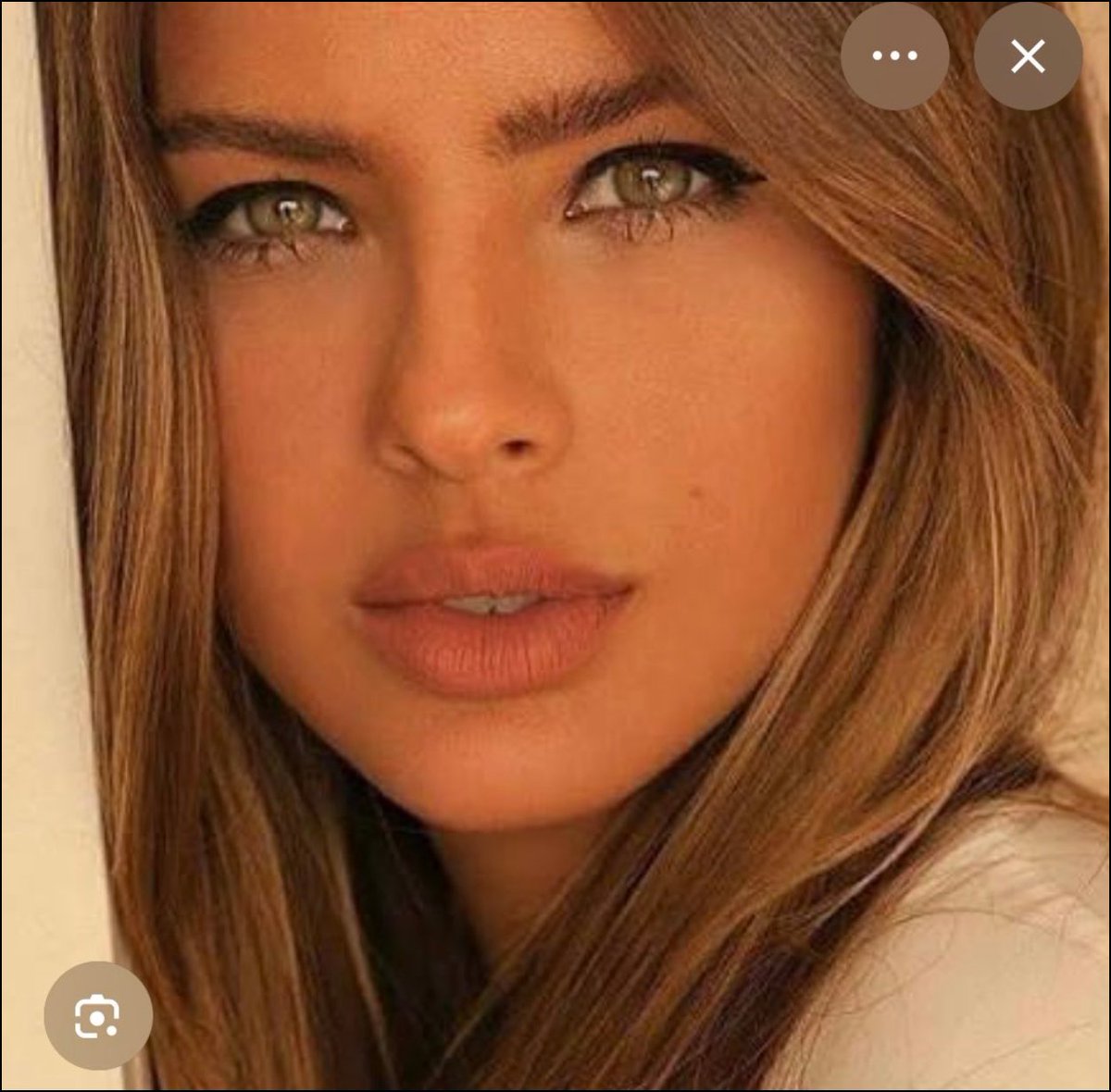 NO ES IA. TE LO PROMETO 
#ChinaSuarez 💚  A full con el challence