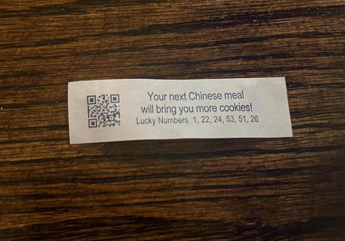 lukeevangelist_'s tweet image. Just got this on my fortune cookie from Chef Cao’s 🤣 #cookies