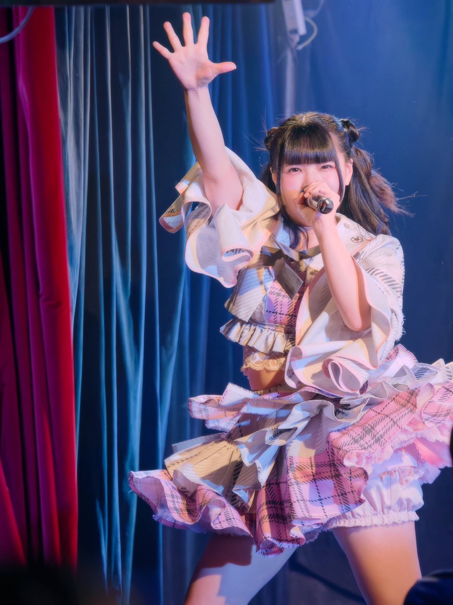 tomowithfk7's tweet image. Live alive ♬⋆.˚𝄢⋆.ೃ࿔*:･ 

@Toolto_aoi 
@Toolto_aika 

#Toolto 
#雪桃ステージ #stageperformance #ファインダー越しの私の世界