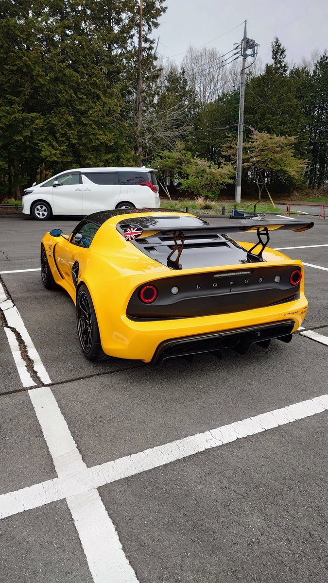 you50PRIUS_TRD's tweet image. 「D'zgarage10周年感謝祭2026 feat.TEC-ART`S!」渋川スカイランドパーク・イベント紹介レポート！展示車両のピックアップ紹介。

「Lotus Exige」ロータス・エキシージ

#頭文字D
#Dzgarage
#InitialD
#イニシャルD
#ディーズガレージ
ロータス・エキシージ