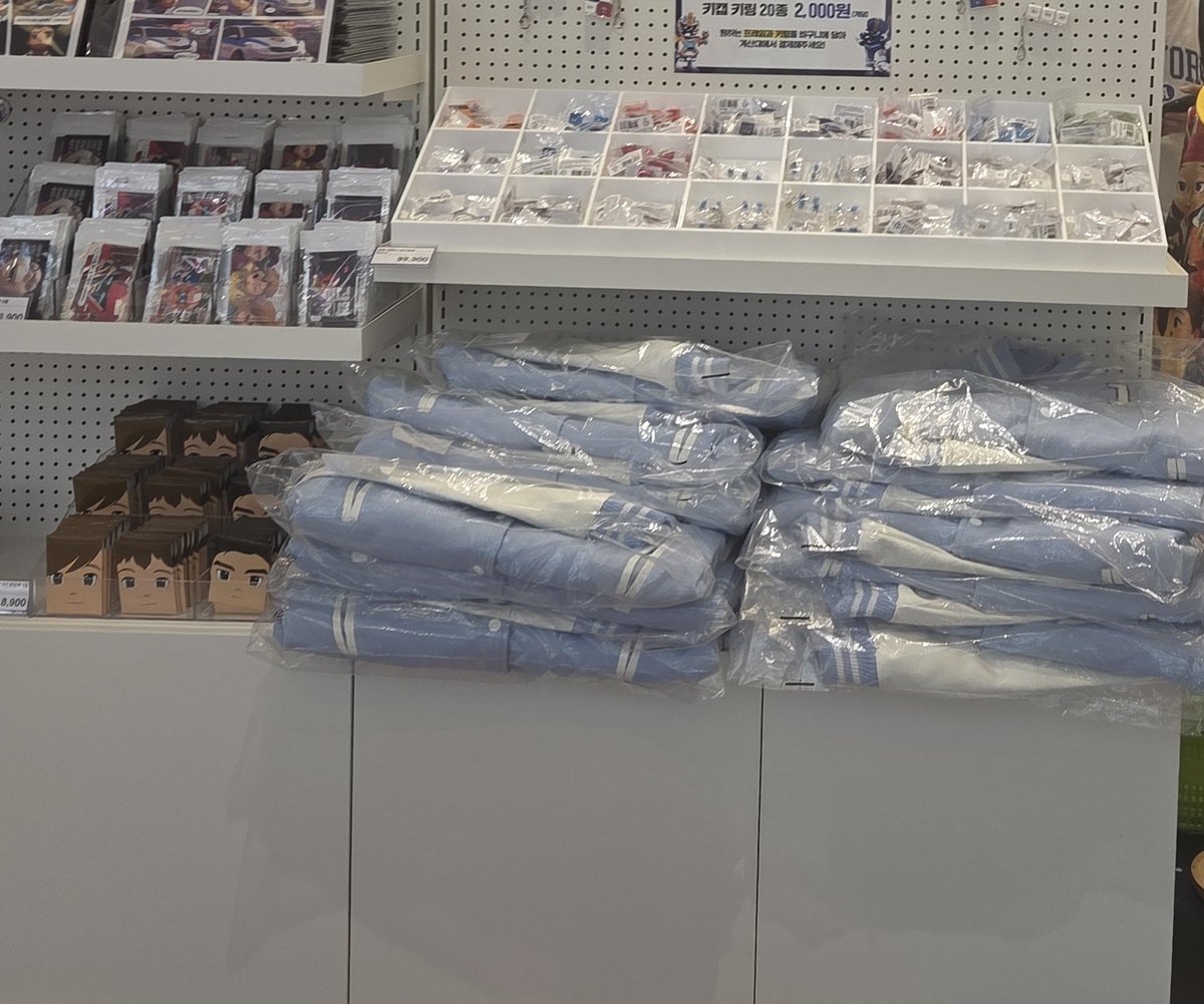 나오리 tweet media