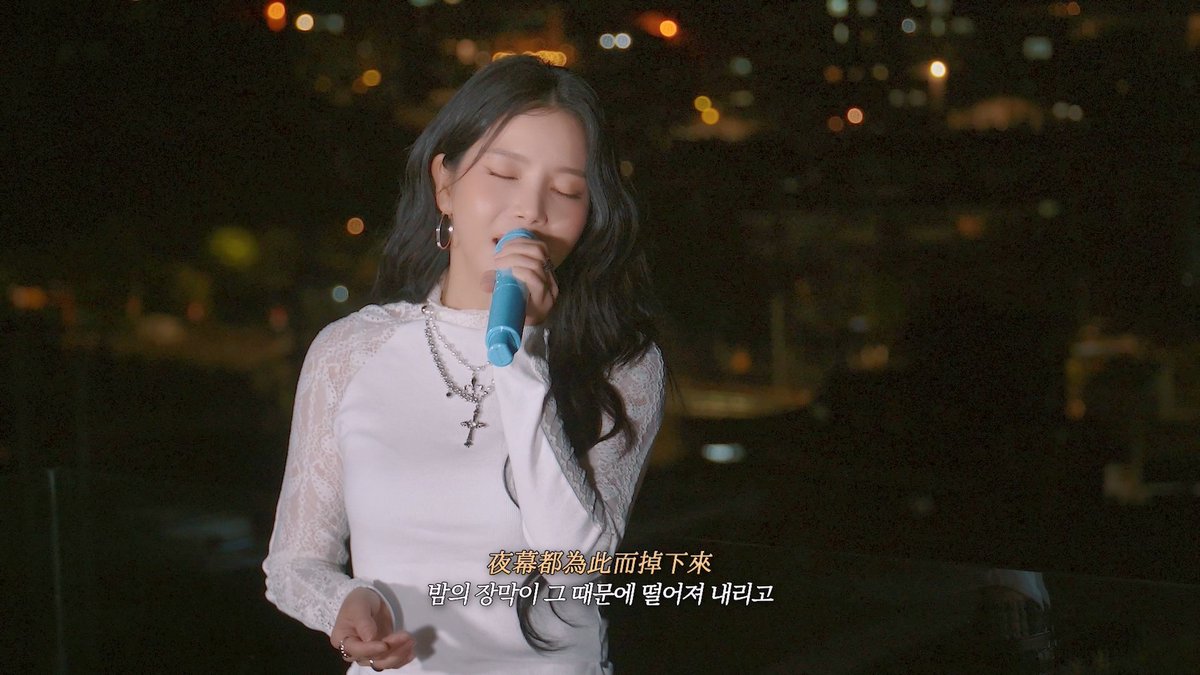 DragonKazoo77's tweet image. 260423 📰 [NEWS] Solar Reveals Special Clip for Mandarin Single "Your Own Star" Solo Version… Taipei Concert Planned (5/10)

🔗slist.kr/news/articleVi…
🔗topstarnews.net/news/articleVi…

#SOLAR #솔라 #Your_Own_Star
#頌樂 #總有一顆屬於你的星球