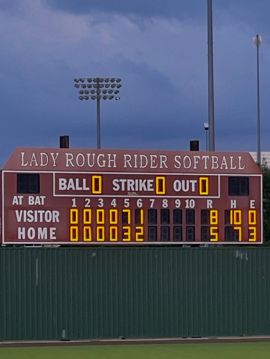 Lisa Simmons tweet media