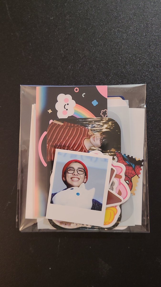 mckaykosmos's tweet photo. mini BTS goodie bag giveaway!

❤️ open worldwide! 
🧡 follow + retweet
💛 to enter, reply with any 3 spooky/creepy/aesthetic photos from your Pinterest/Google + a photo of your favorite BTS ship! (pls I need writing inspo) 
💚 that's it, pls assist my creativity
💙 ily
💜 ends ?? https://t.co/PiyRFI4RSu
