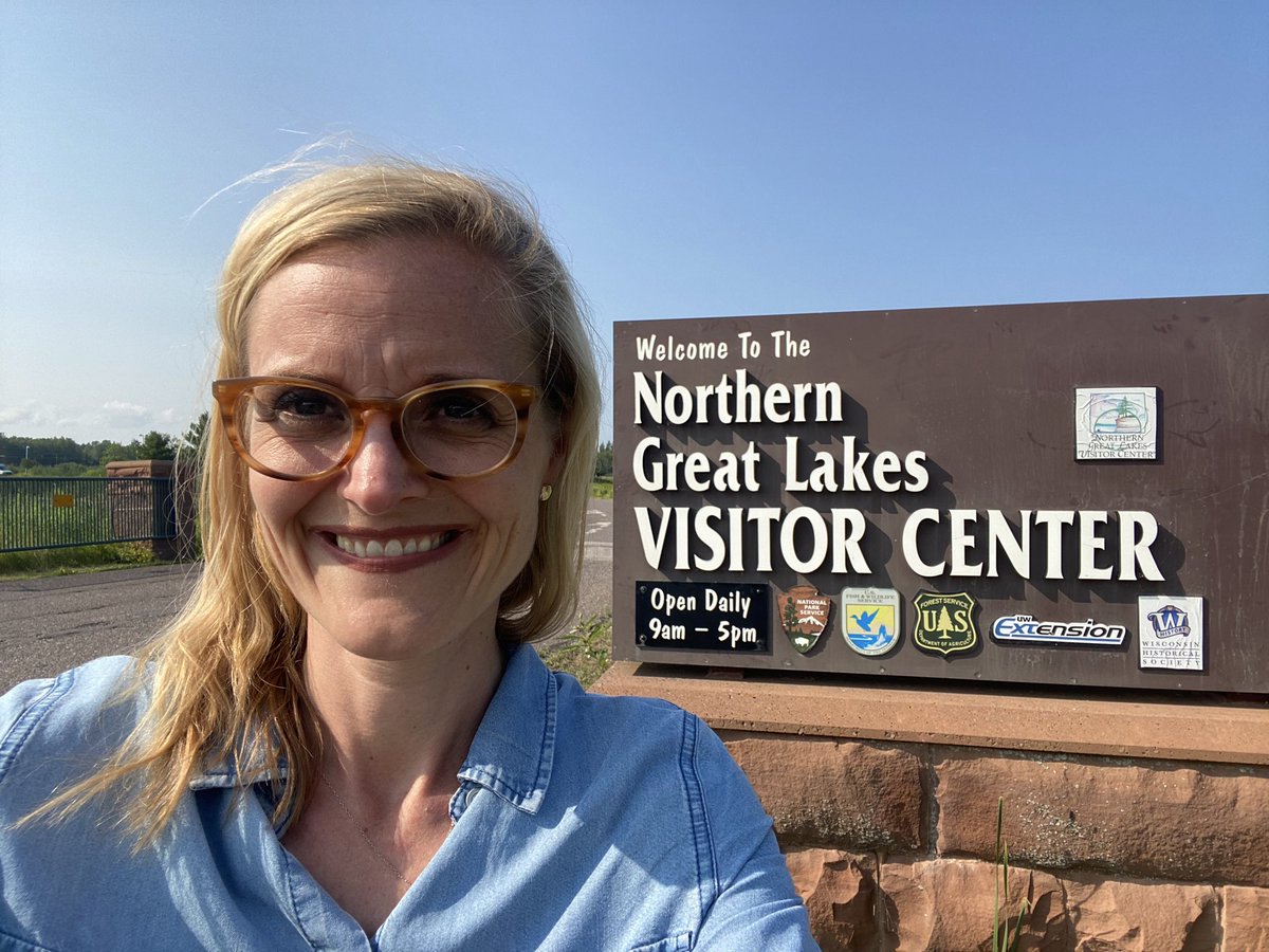 Sarah Godlewski tweet media