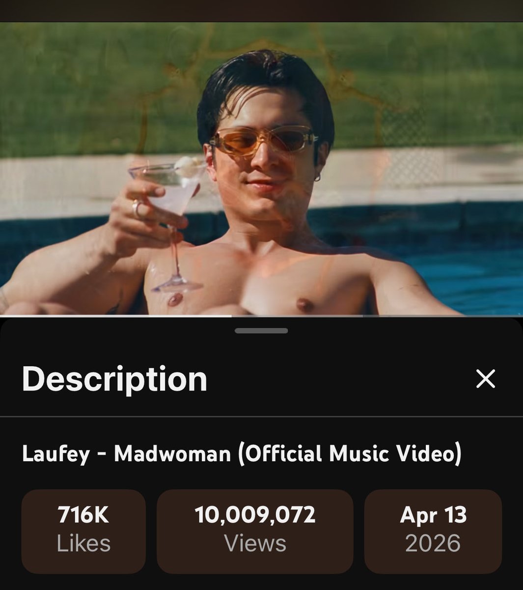 sara🐠 tweet media