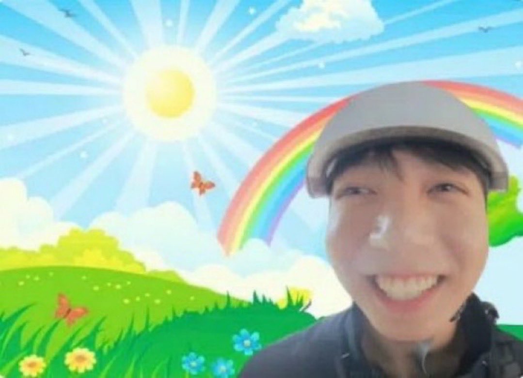 ✾cait is seeing bts 🍉⁷ tweet media