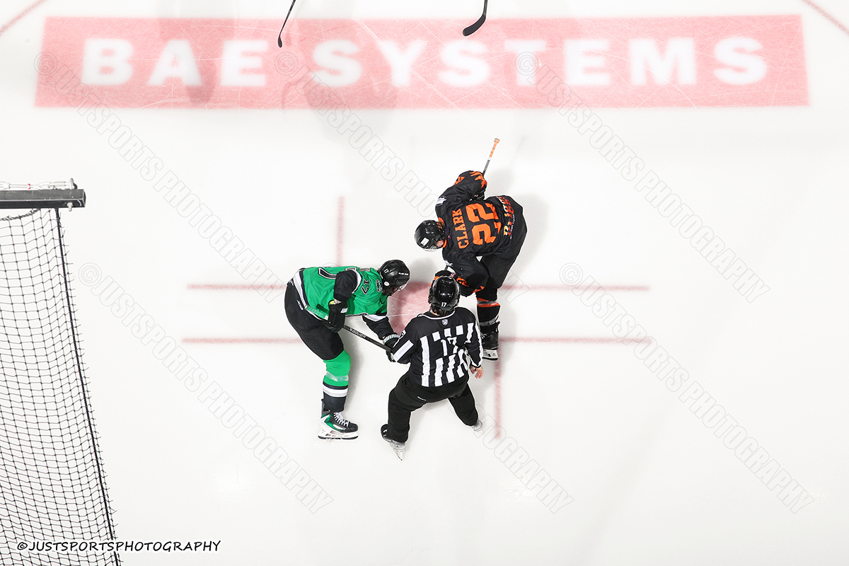 JustSports_AHL's tweet image. 04-17-2026 BINGHAMTON BLACK BEARS vs TOPEKA SCARECROWS

CATWALK MOUNTED AND REMOTELY TRIGGERED CAMERA ABOVE FACEOFF SPOTS

@BlackBearsFPHL
@FPHLScarecrows
@PocketWizard
@CanonUSApro
#pocketwizard
#remotecamera
#RemoteCameras
#makeitpossible
#whereistheremotecamera
#funwithremotes