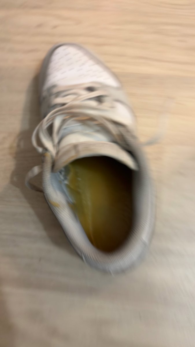 destroysnkrs77 tweet media