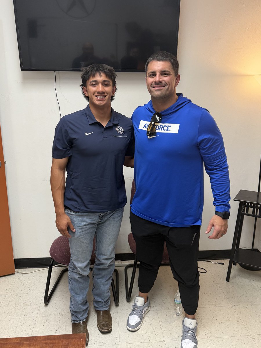 Carlos D Rojas III tweet media