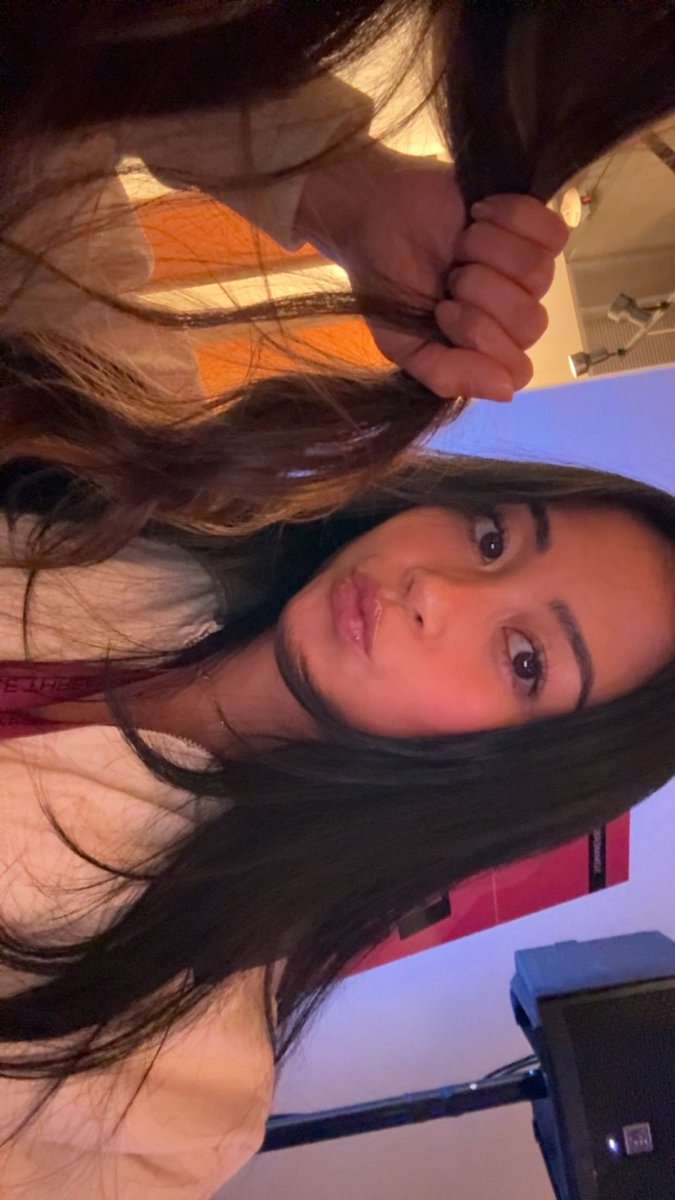 Mini 🎀 tweet media