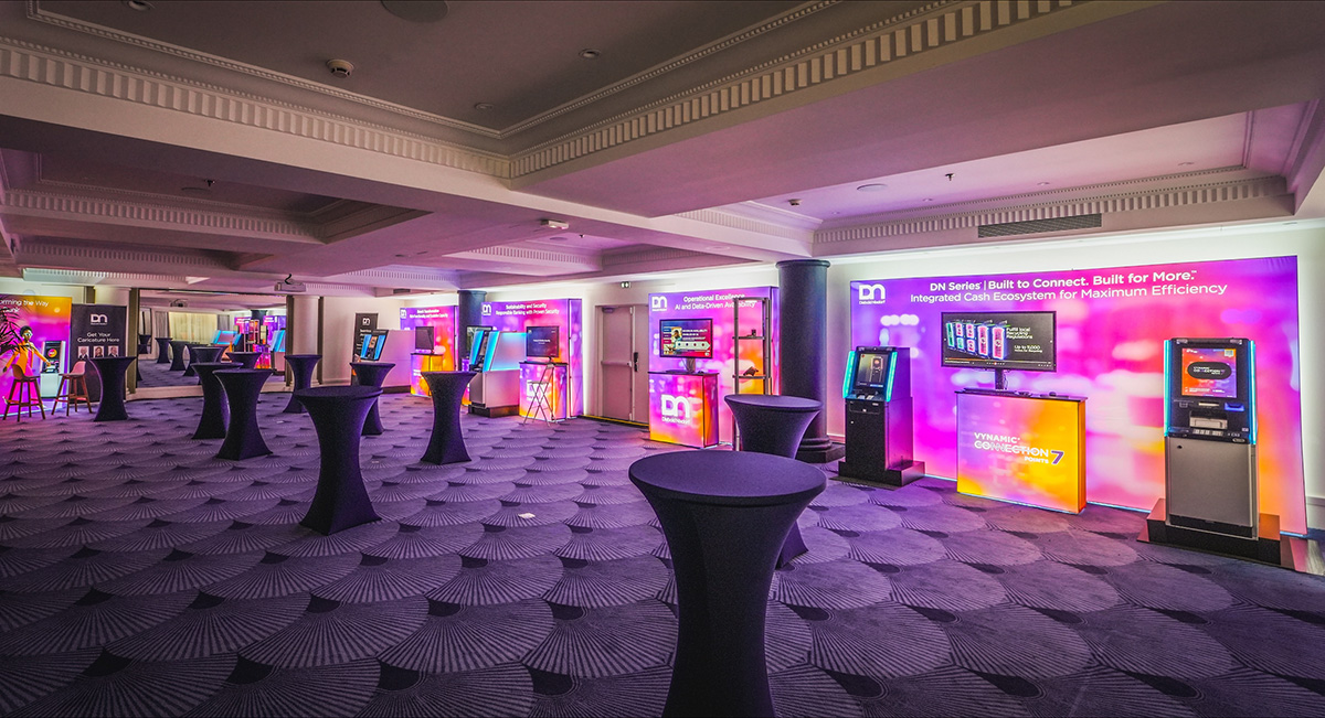 DieboldNixdorf's tweet image. Intersect Cannes kicked off with a powerful pre‑conference workshop, Banking Beyond Today. Leaders explored payments innovation, digital currencies, and branch transformation shaping the future of #banking. 
An inspiring start to #IntersectCannes!