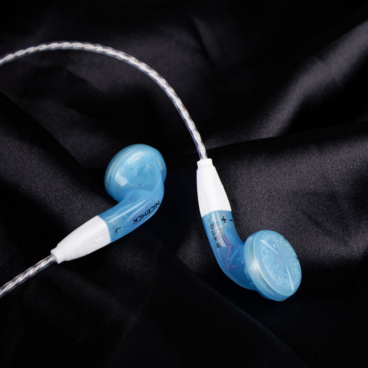 NiceHCK_Audio's tweet image. 【YDX 原道可欣、タイムセール開催中】🎊🎊🎊
通常価格2650円➡️セール価格2385円（10%OFF）
amazon.co.jp/dp/B0CPLF6G86

🌟14.8mmダイナミックドライバー一基を搭載します
🌟3つの周波数はバランスが取れた、サウンドは自然で透き通った
🌟透明、青、ピンク三種類のカラーをご用意

#NICEHCK #Amazon