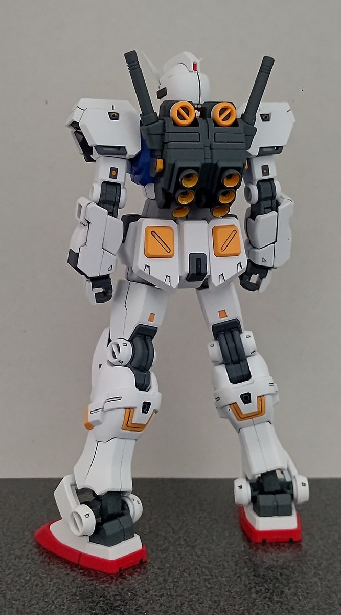 P*f様 ＨＧ ガンダム戦記 セット ※未開封 装備無しで全身↓ 17年ほど前、当時PS3ガンダム戦記の特集が組まれた
