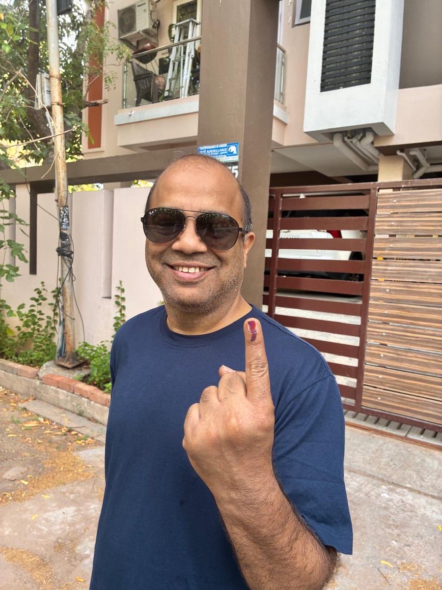 Basit Narayan tweet media