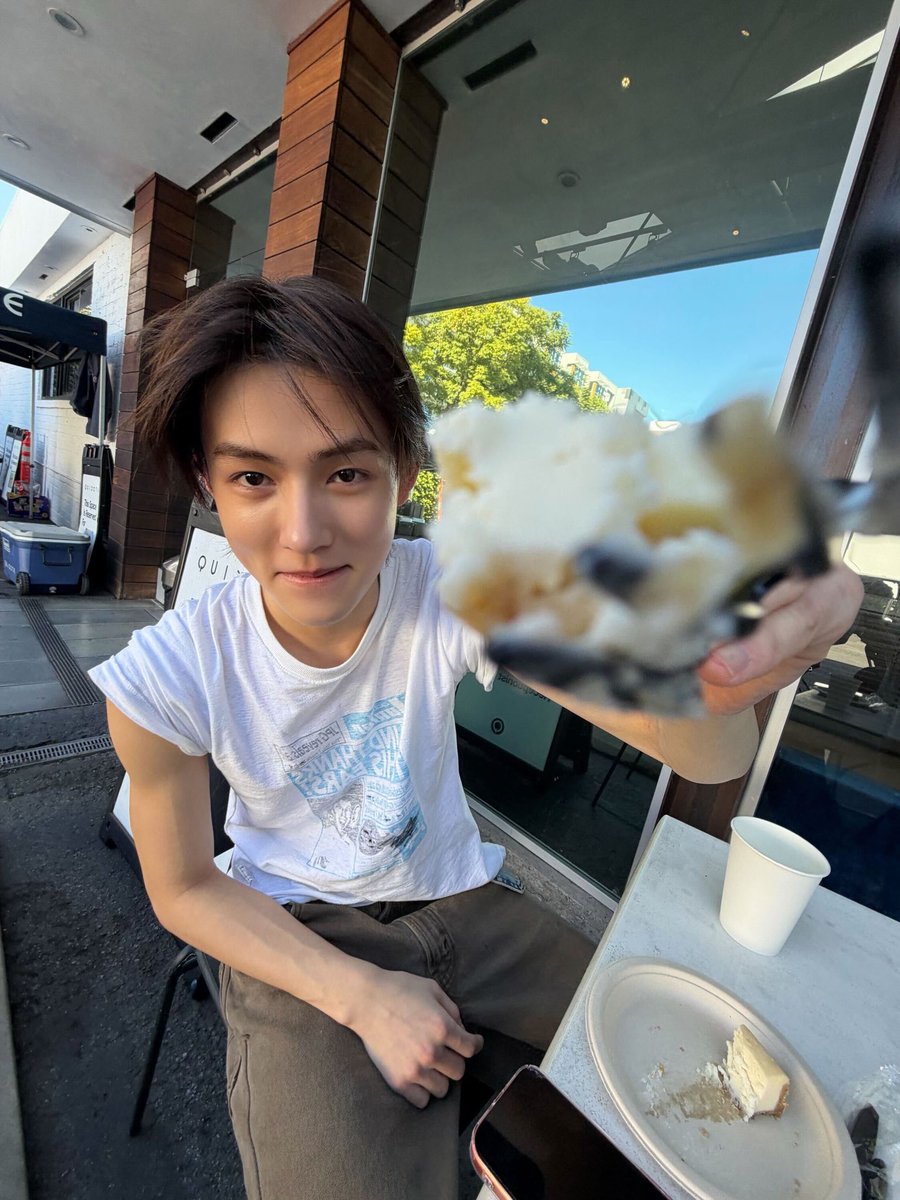 SEONGHYEON INDONESIA tweet media