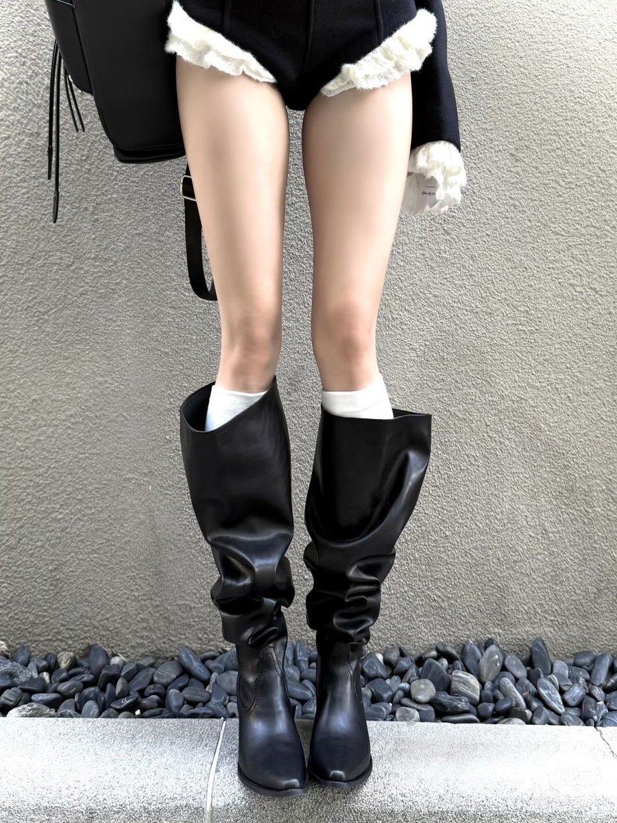 eiri 🧁 tweet media