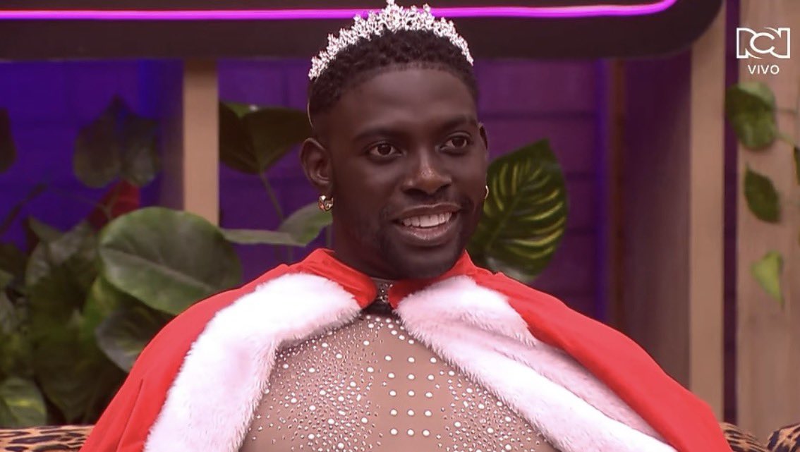 Opinólogo tweet media