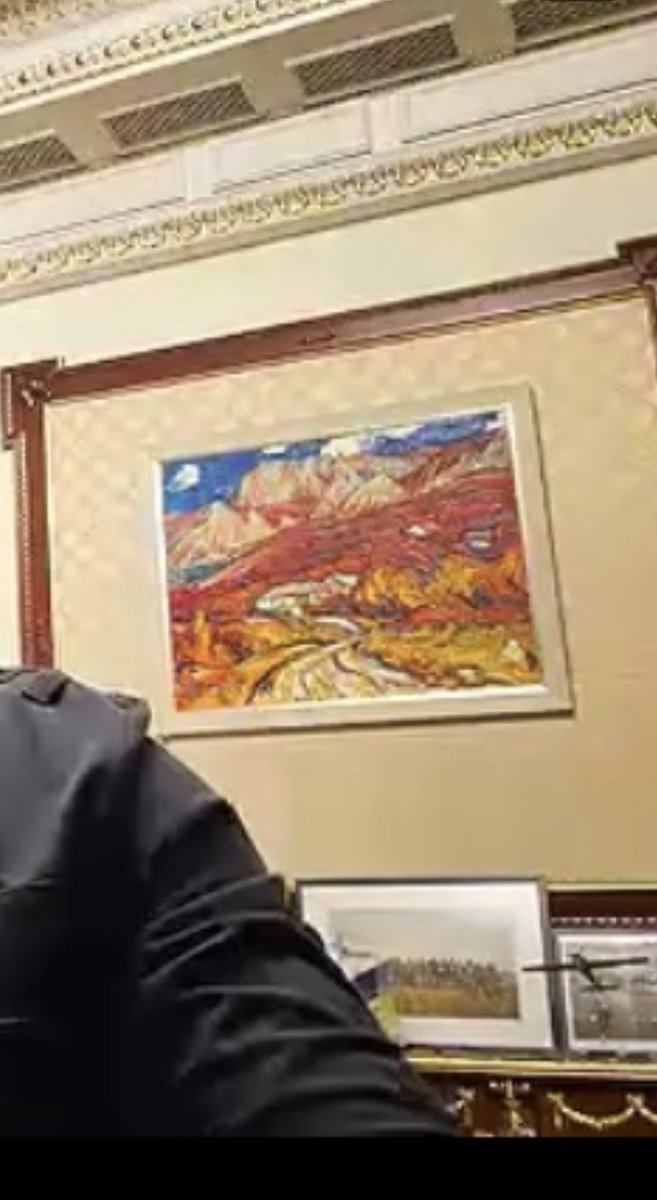 crivan65's tweet image. 100% FAKE (comme d’habitude) 😡

NON ! Des tableaux de Maître volés en #Italie, n’ont pas été retrouvés dans le bureau de #Zelensky !

Encore la #Russie et sa propagande a deux balles 🙄

#Ukraine 

Video originale 👇
youtu.be/3J4NXfjcuFg