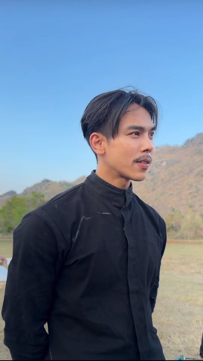 ฮีว่างมาทำตัวตรงสเป็คจริง ๆ แหละ