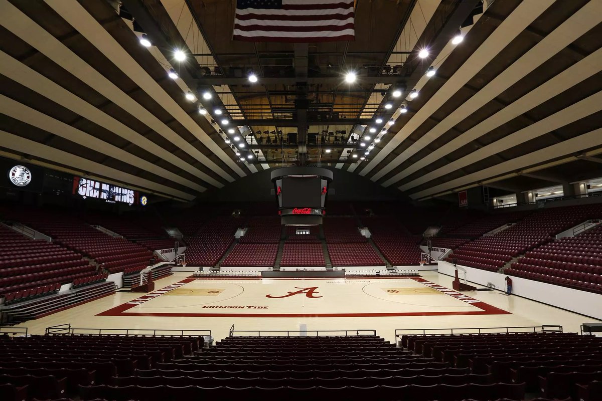 vaehroberson23's tweet image. After a great conversation Head Coach Love and the coaching staff, I am blessed to receive an offer from the university of Alabama!! #agtg #rolltide @AlabamaWBB