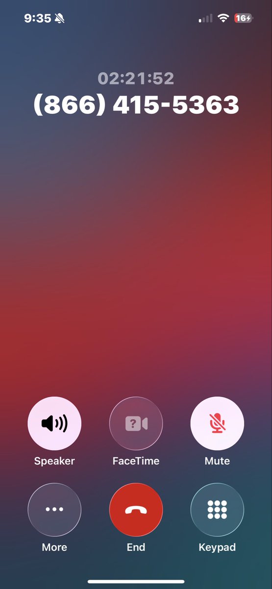 HilMcwhorter's tweet photo. @AmericanAir I need to get an email address updated in my advantage account.  The one on file is an old work email that I no longer have access to. https://t.co/xagxnPjpFO