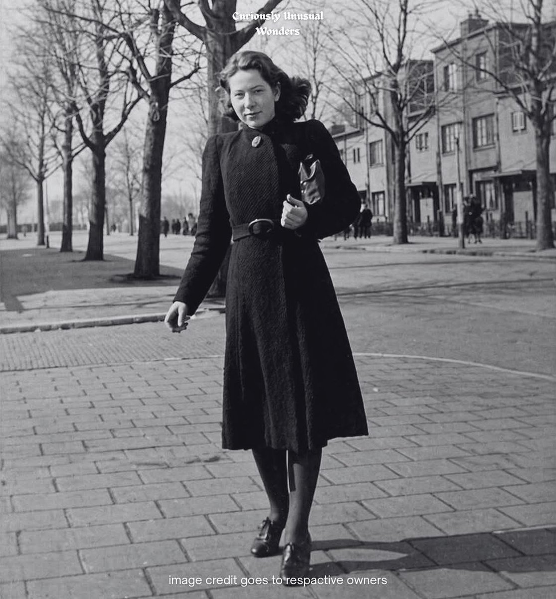 A 23-year-old law student killed Nazis on her bicycle. Her red hair gave her away.

Amsterdam, 1943.

Hannie Schaft had been studying law at the University of Amsterdam. Smart. Principled. Believed in justice.

Then the Nazis invaded.

Her Jewish friends were expelled from