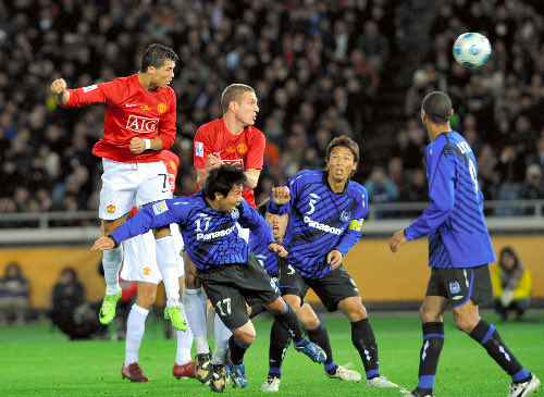 【18年ぶり再戦】
ACL2決勝、ガンバ大阪の相手はクリスティアーノ・ロナウド、ジョアン・フェリックス、サディオ・マネらを擁するアル・ナスルに
ガンバがクリスティアーノ・ロナウドと戦うのは2008年クラブワールドカップ、マンチェスター・ユナイテッド戦以来18年ぶり