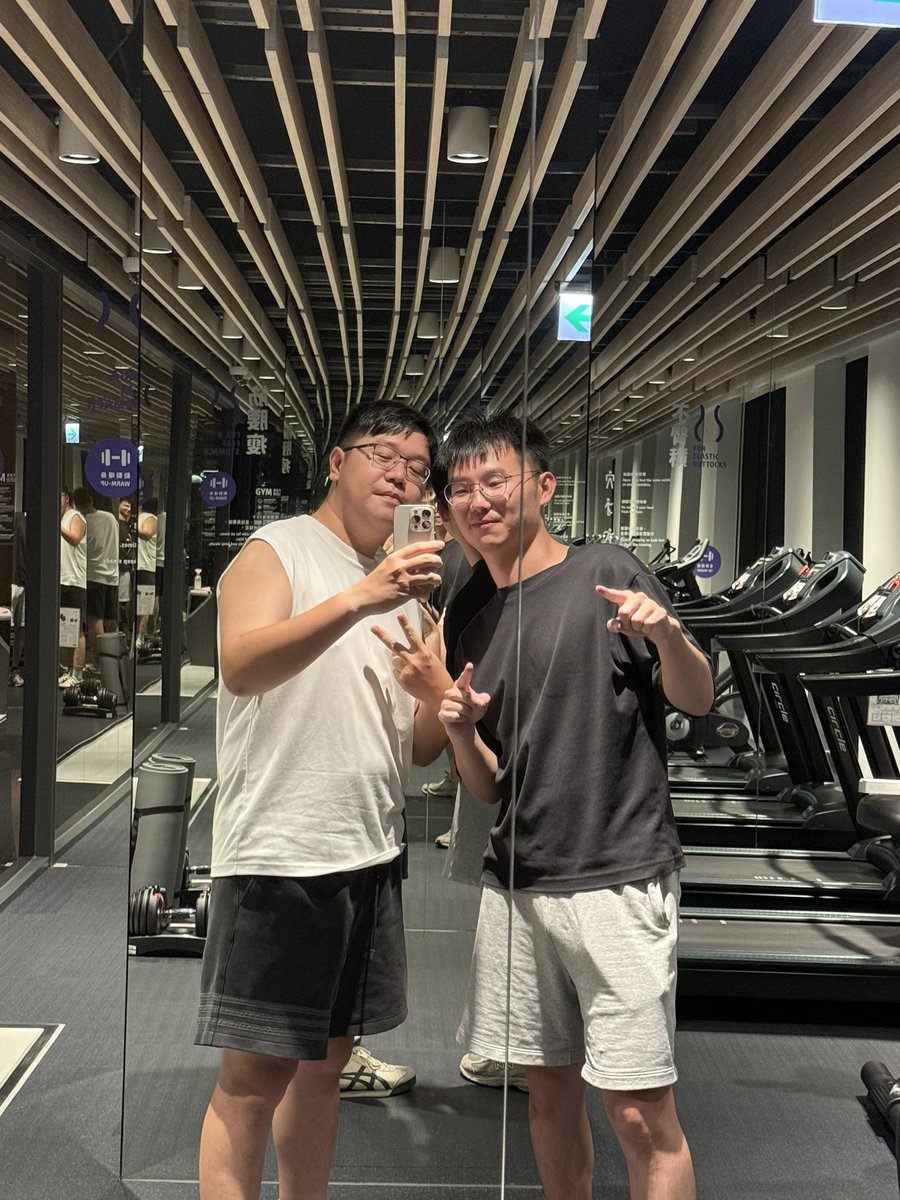 thomas890612's tweet photo. 還是要來健身房運動一下ㄅ https://t.co/g4Vr3usaMU
