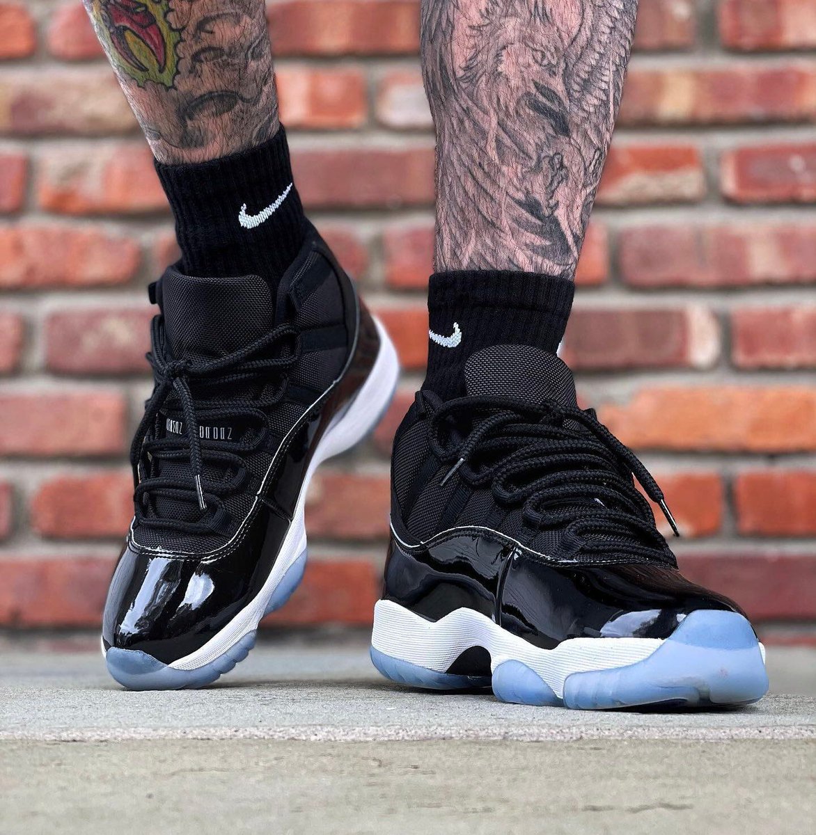 SneakerAlertHD's tweet photo. The Air Jordan 11 “Space Jam” Returns December 12th 🔥 https://t.co/wnVRfWG1Qt