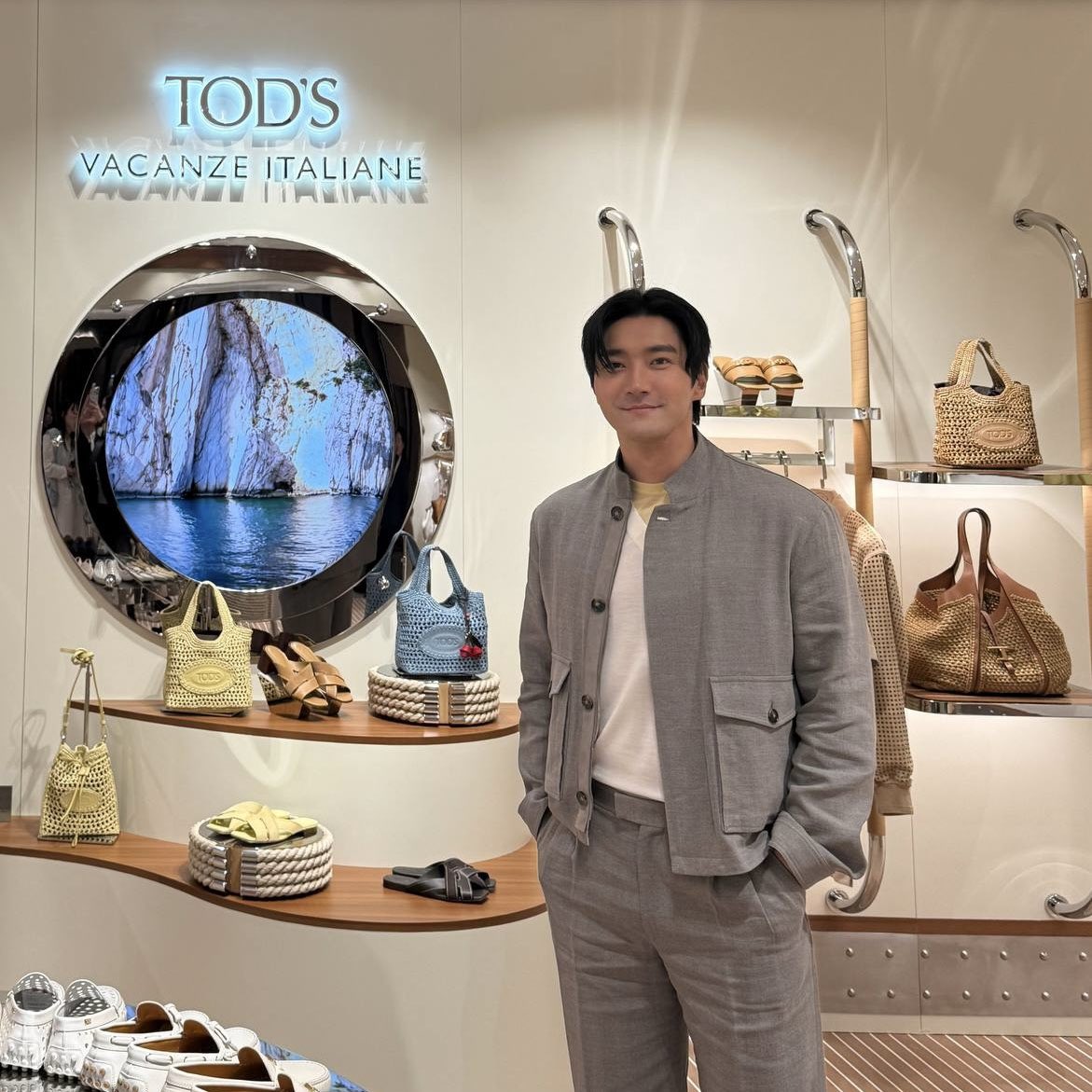 Siwon Choi tweet media