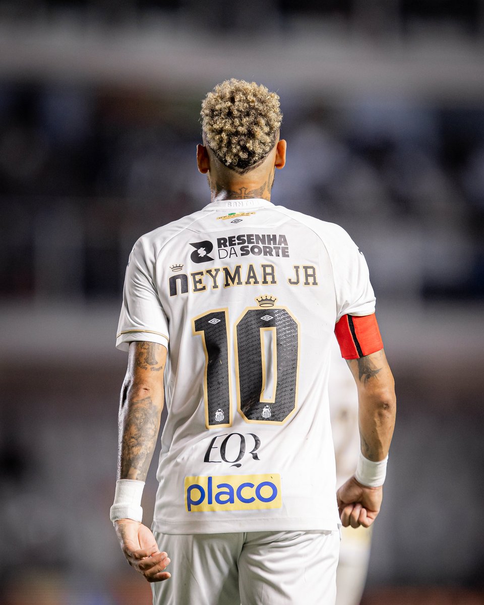 Neymar fez quatro jogos seguidos atuando por 90 minutos: Atlético-MG, Recoleta, Fluminense e Coritiba.

O craque não enfrenta o Bahia, no próximo sábado.

Sendo assim, restam seis jogos do Santos que Neymar pode atuar antes da convocação pra Copa do Mundo.

📸 Raul Baretta