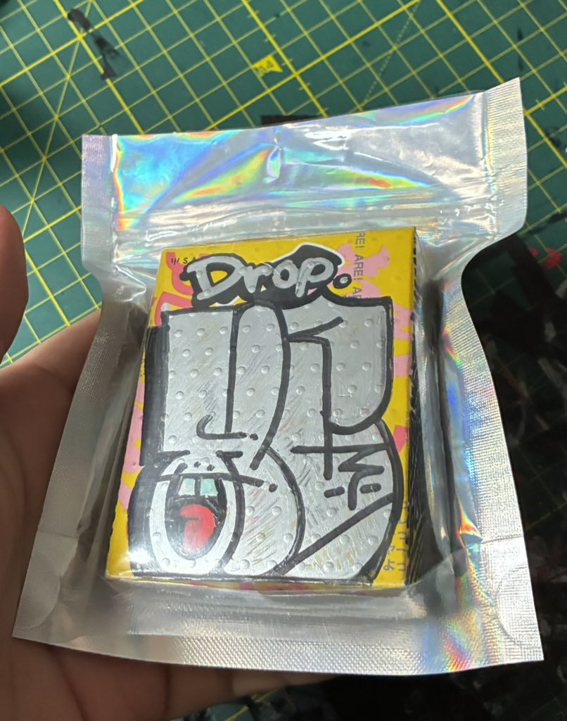 dropの内容物をちょっと更新しました
おまけのブランク手書きステッカーも1枚入っています
どれかはお楽しみ