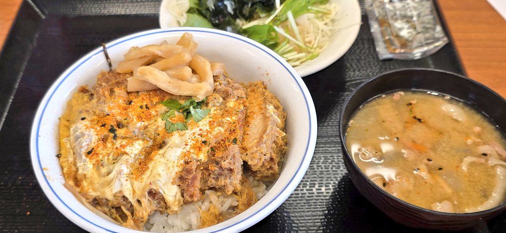 なんちち tweet media