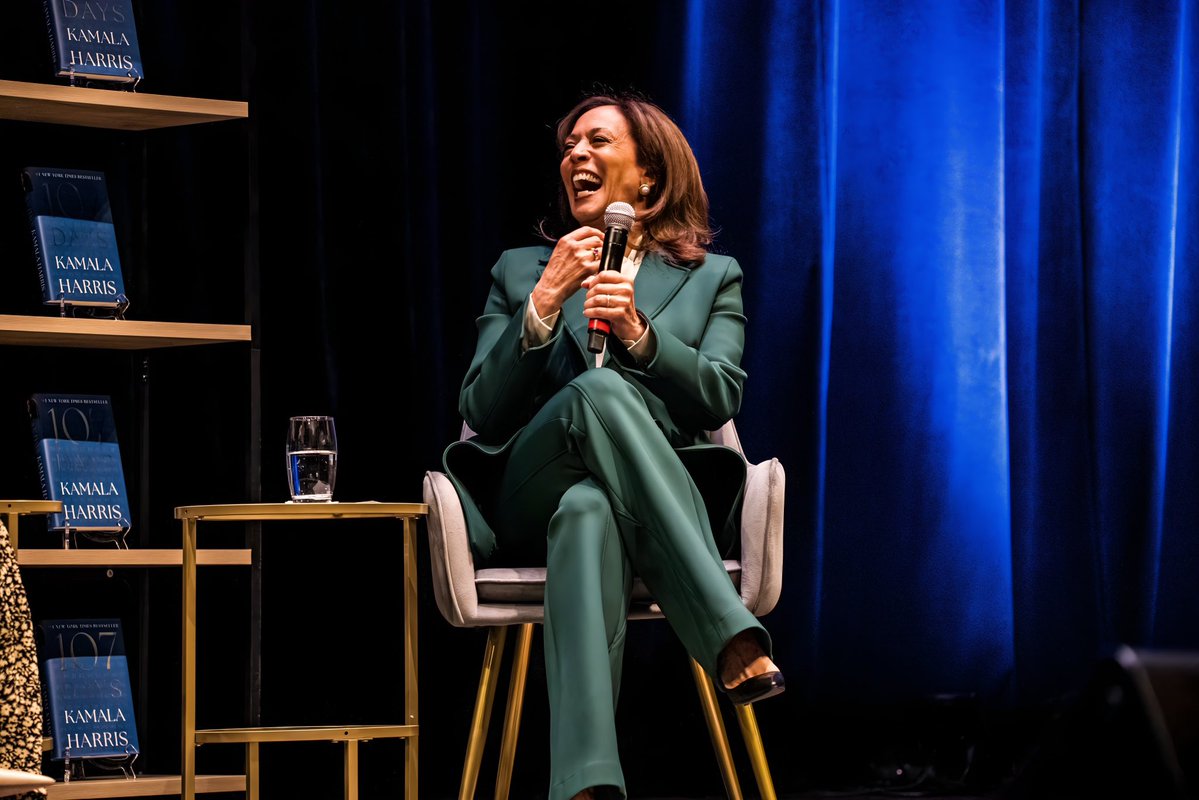best of kamala harris tweet media