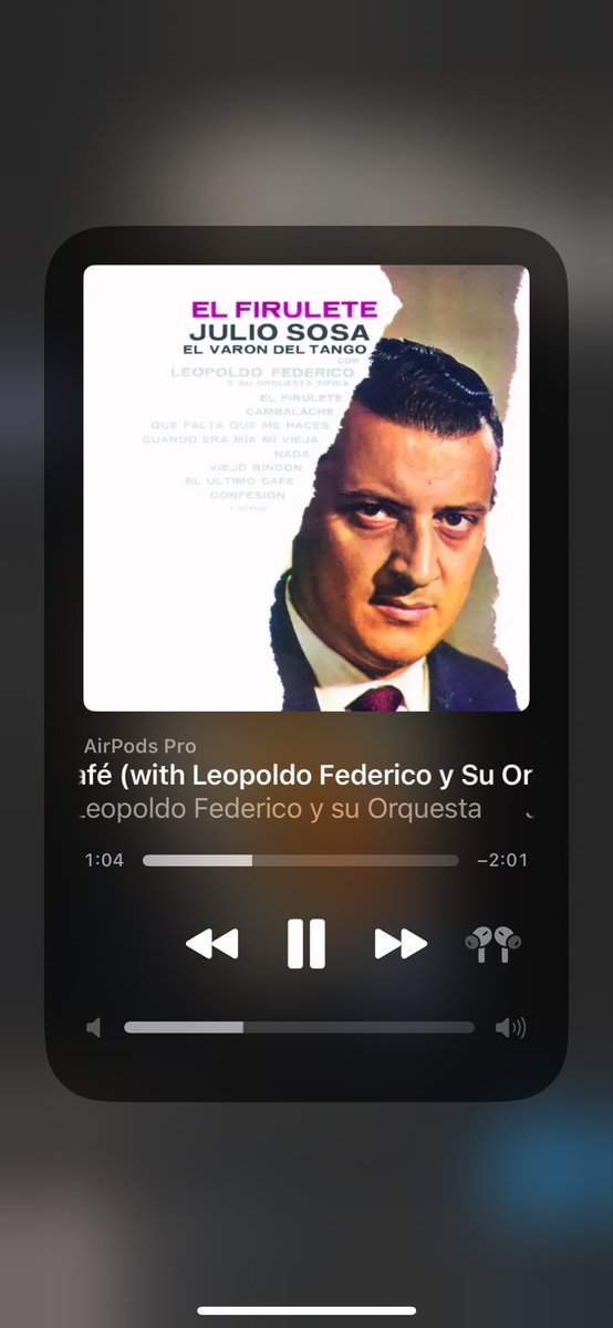Y allí, con tu impiedad
Me vi morir de pie
Medí tu vanidad
Y entonces comprendí mi soledad
Sin para qué...